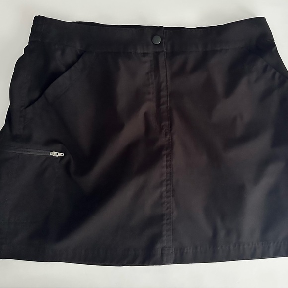 32 Degrees Pants - 32 Degrees Women's Black Skort with Zip Pocket